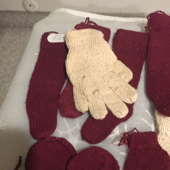 Crafting Stockings Mittens & Hats 13 piece NEW Ornaments Decor party favors More - Picture 9 of 9